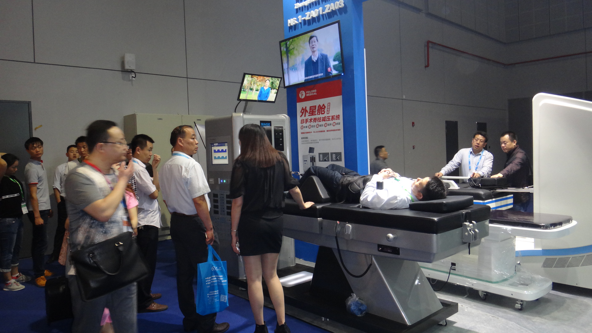 非手術脊柱減壓系統