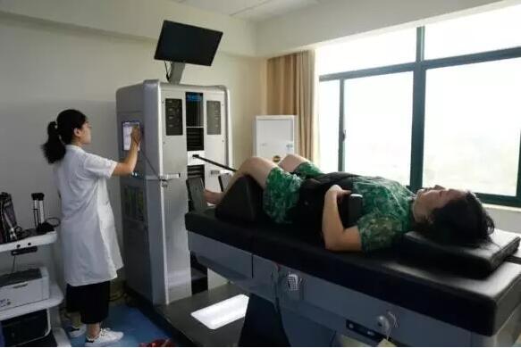 外星艙患者治療中 外星艙患者治療中