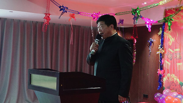 飛龍醫療董事長張新民