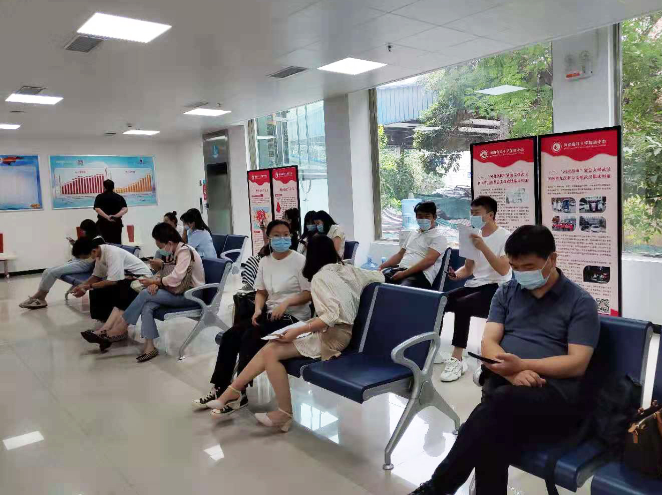 等待獻血 等待獻血