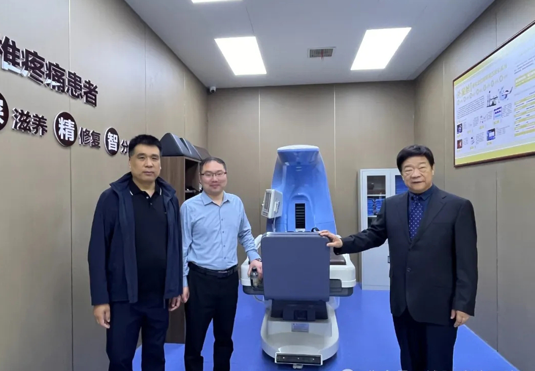 飛龍醫(yī)療董事長(zhǎng)張新民 飛龍醫(yī)療董事長(zhǎng)張新民