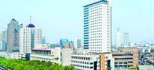 鄭州市骨科醫院引進飛龍醫療外星艙非手術脊柱減壓系統